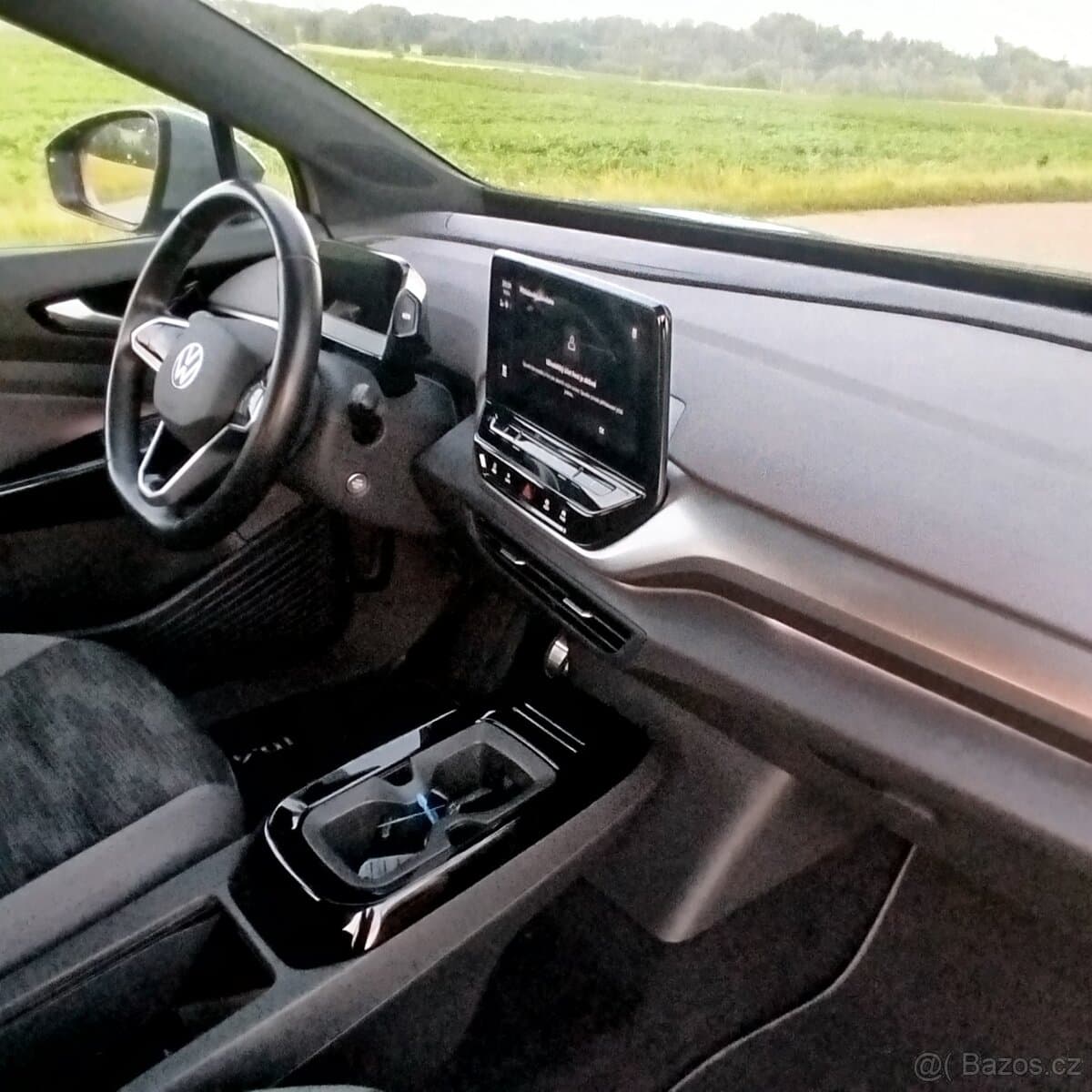 2023 Volkswagen ID.4 - 9