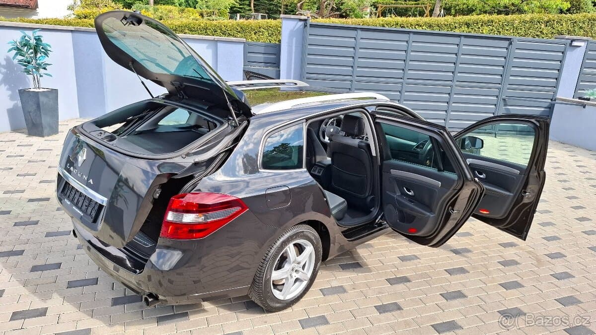 2011 Renault LAGUNA - 9