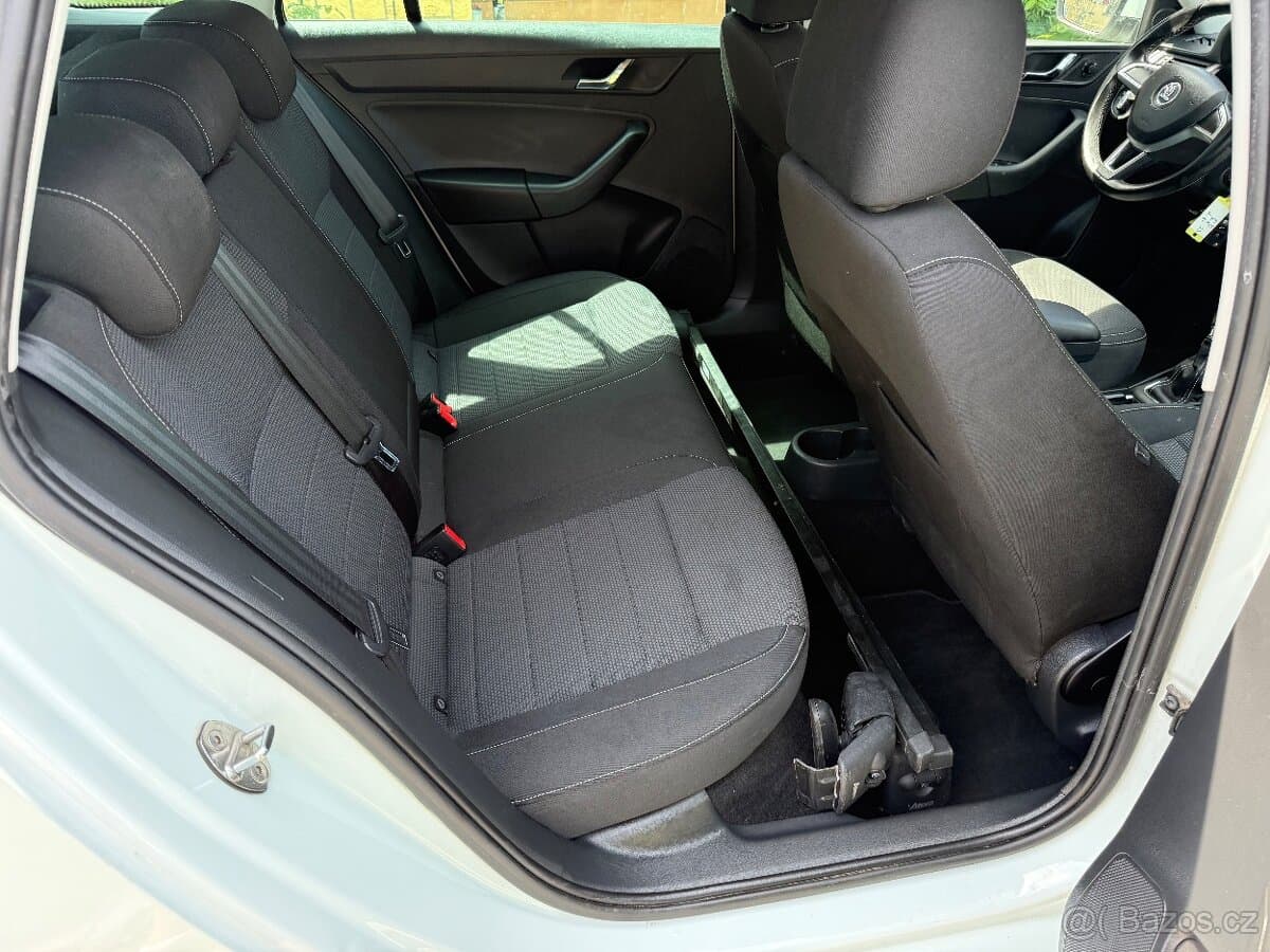 2015 Škoda RAPID - 9