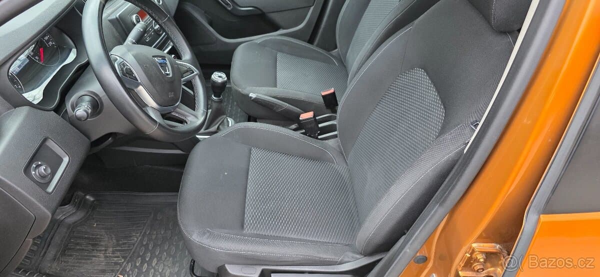2020 Dacia DUSTER - 9