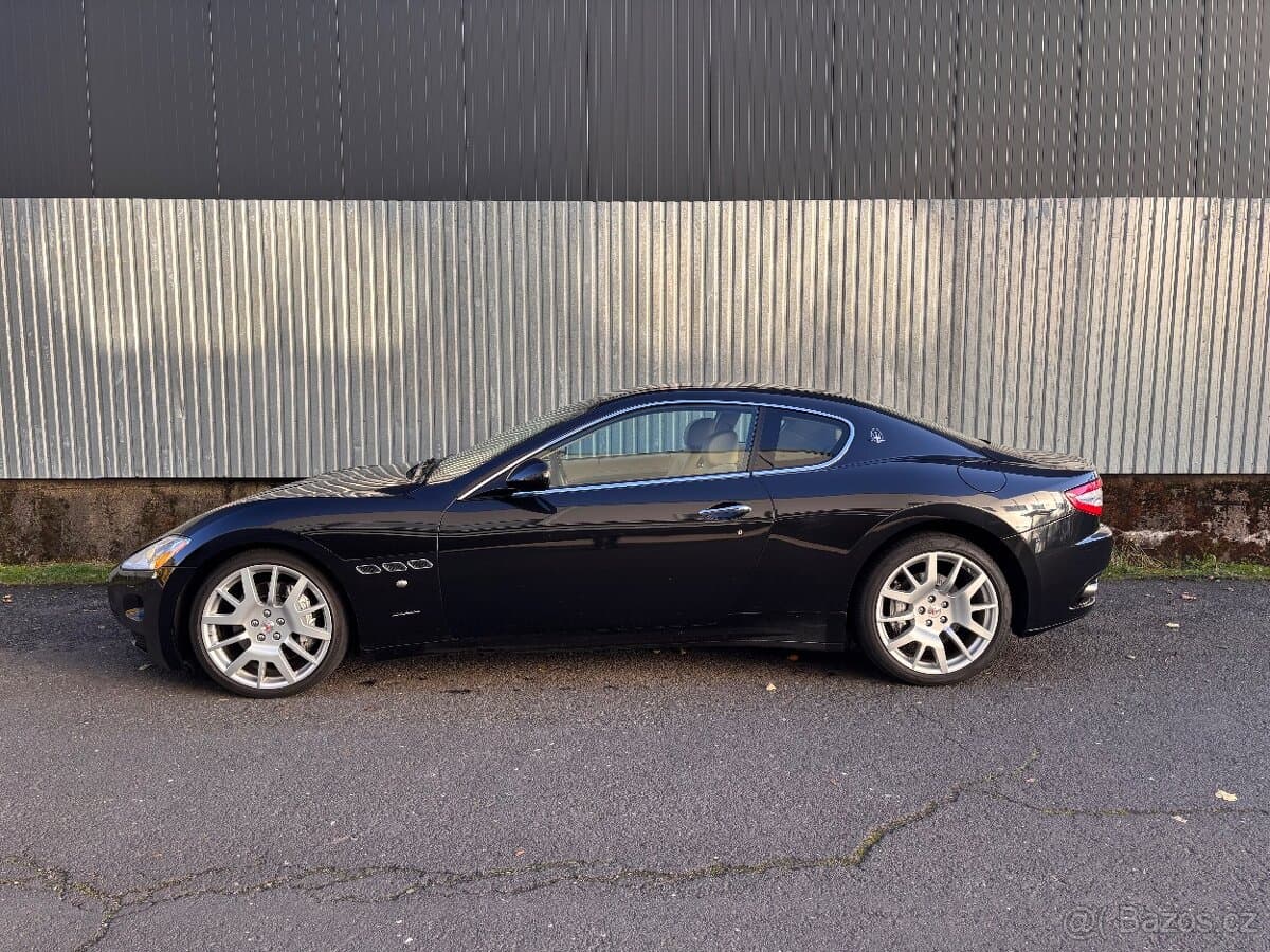 2011 Maserati OSTATNÍ - 9