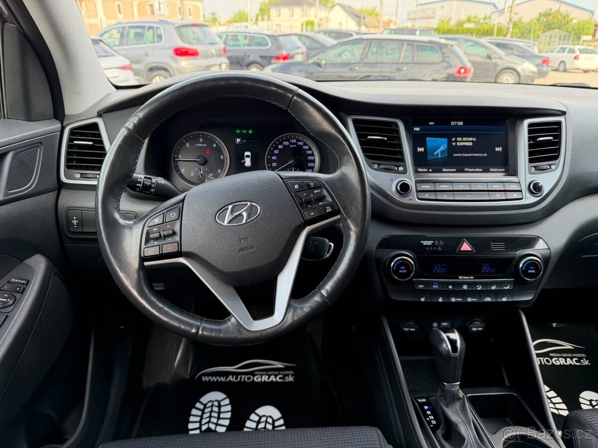 2016 Hyundai TUCSON - 9