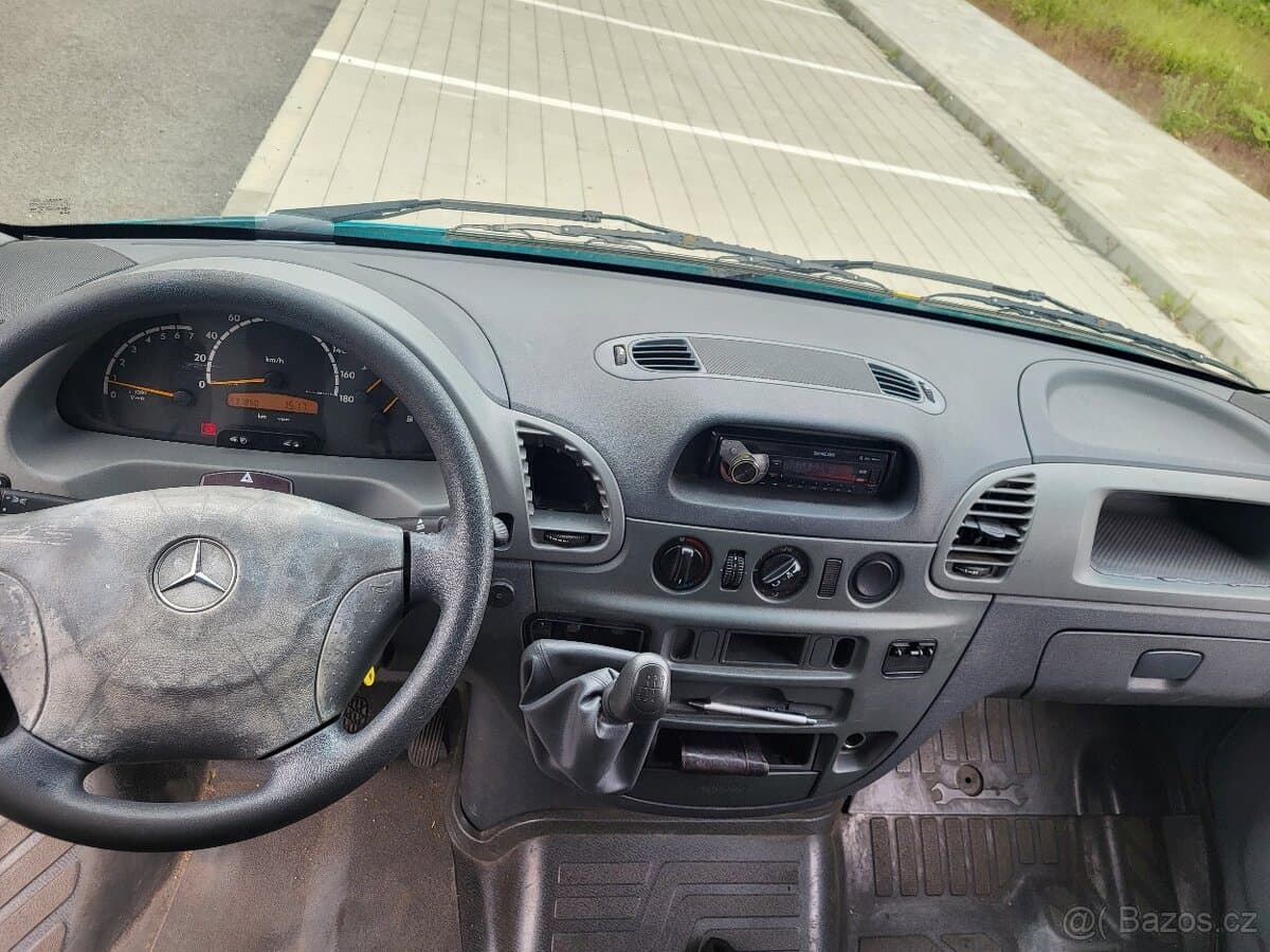 2002 Mercedes-Benz SPRINTER - 9