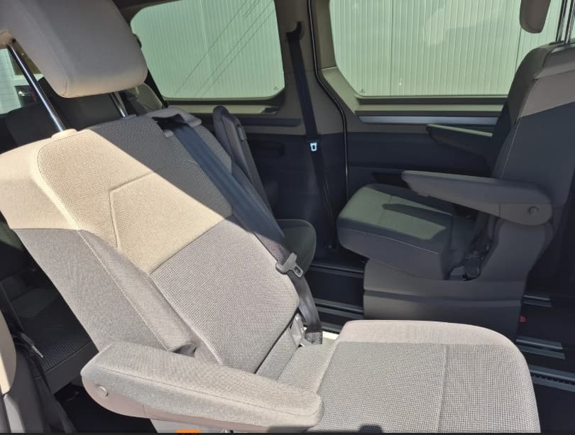 2025 Volkswagen MULTIVAN - 9
