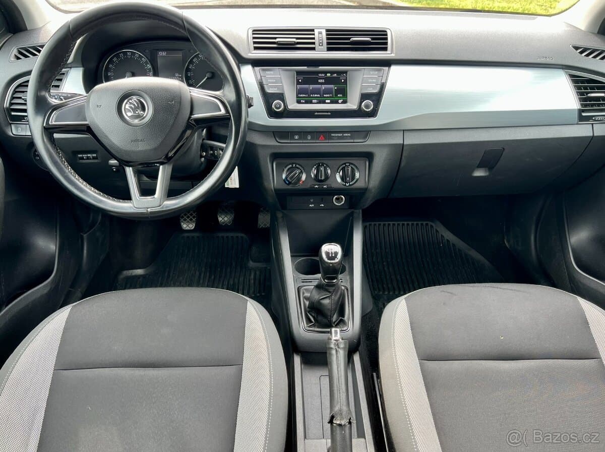 2016 Škoda FABIA - 9