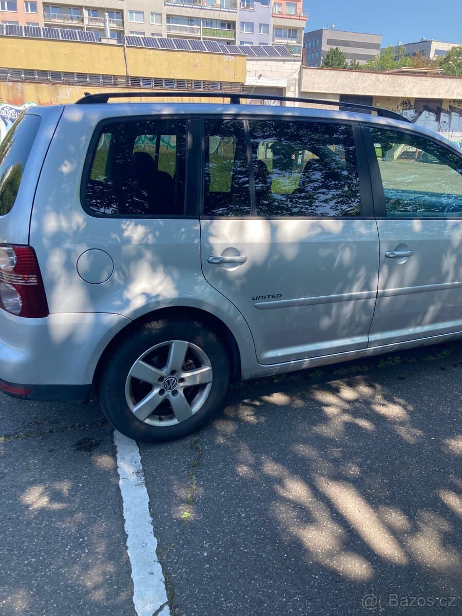 2008 Volkswagen TOURAN - 9
