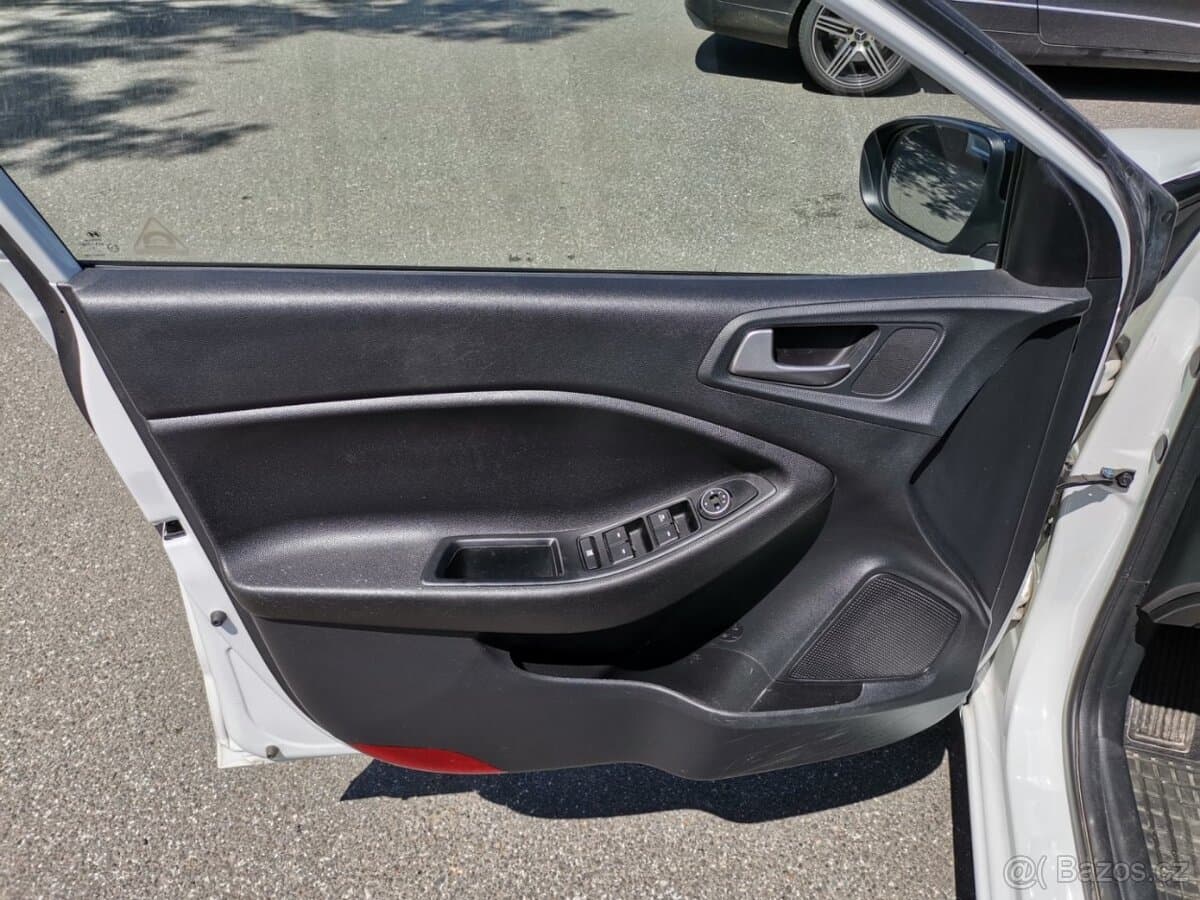 2019 Hyundai i20 - 9