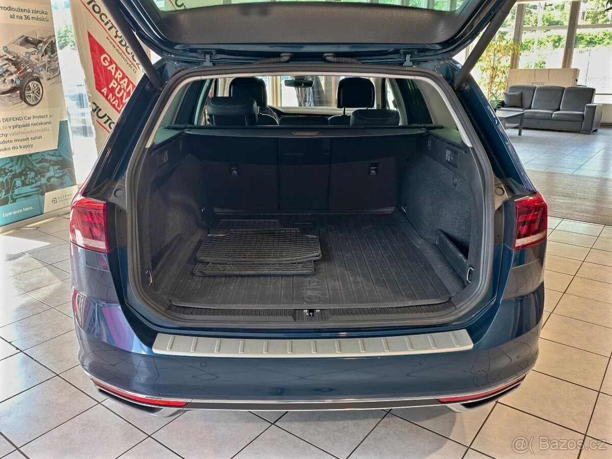2020 Volkswagen PASSAT - 9