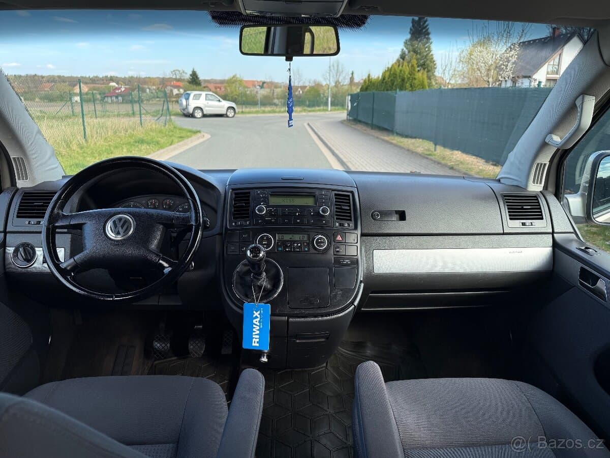 2006 Volkswagen MULTIVAN - 9