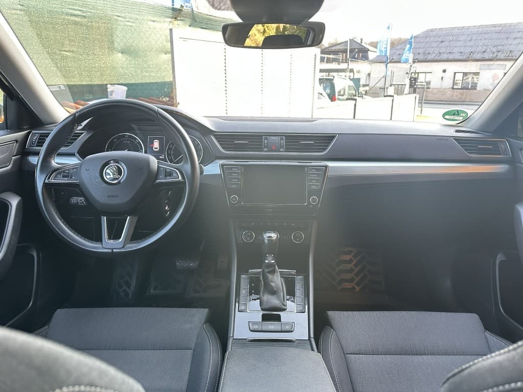 2016 Škoda SUPERB - 9