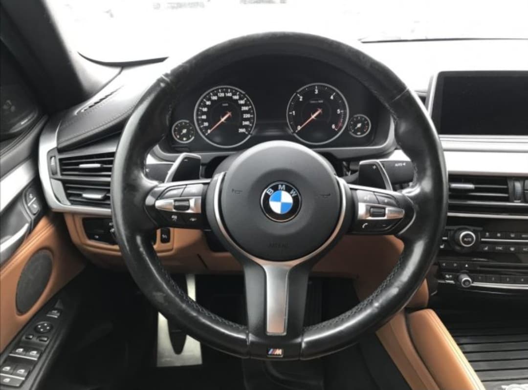 2015 BMW X6 - 9