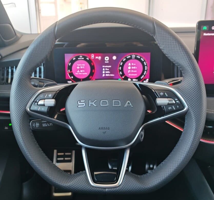 2025 Škoda SUPERB - 9