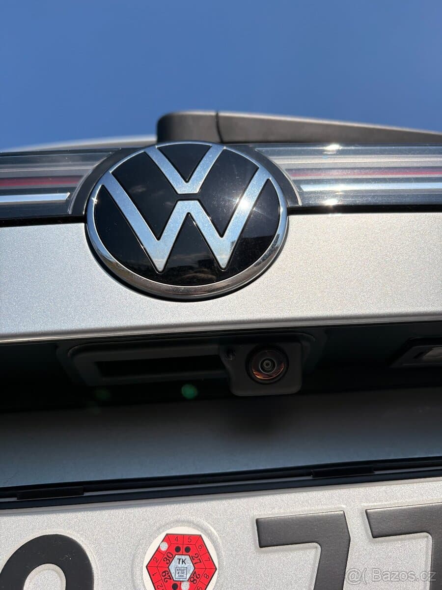 Volkswagen PASSAT - 9