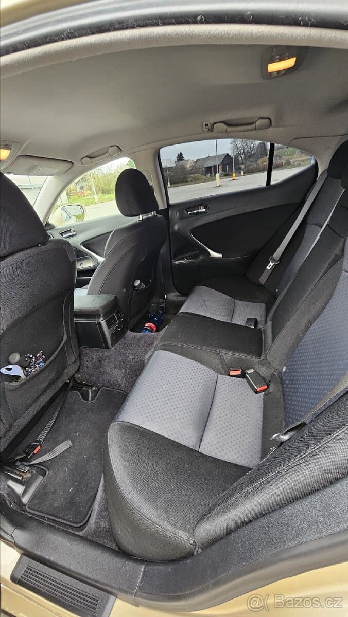 2008 Lexus IS - 9