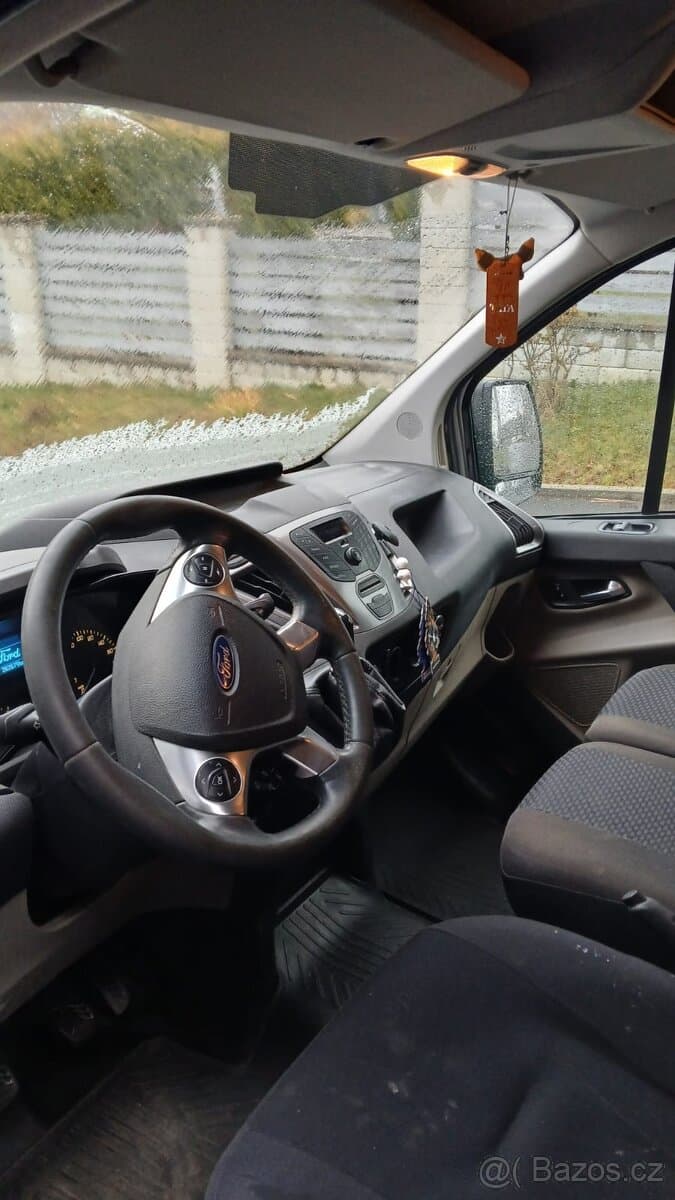2015 Ford TOURNEO - 9