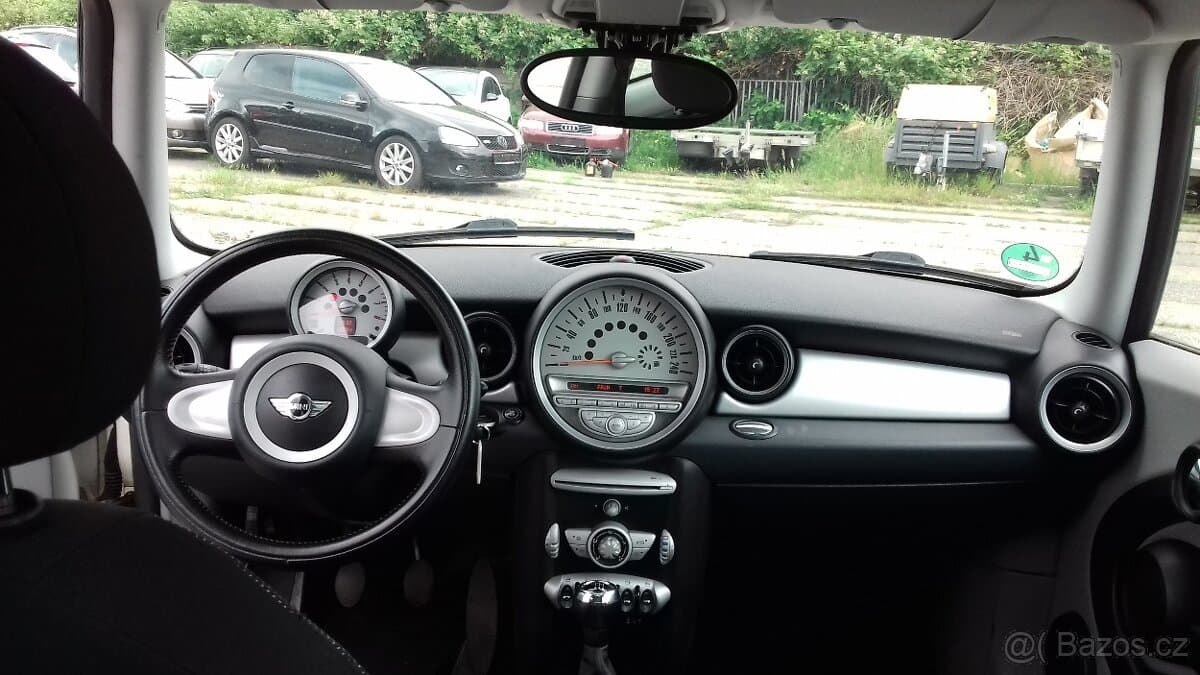 2009 Mini COOPER - 9