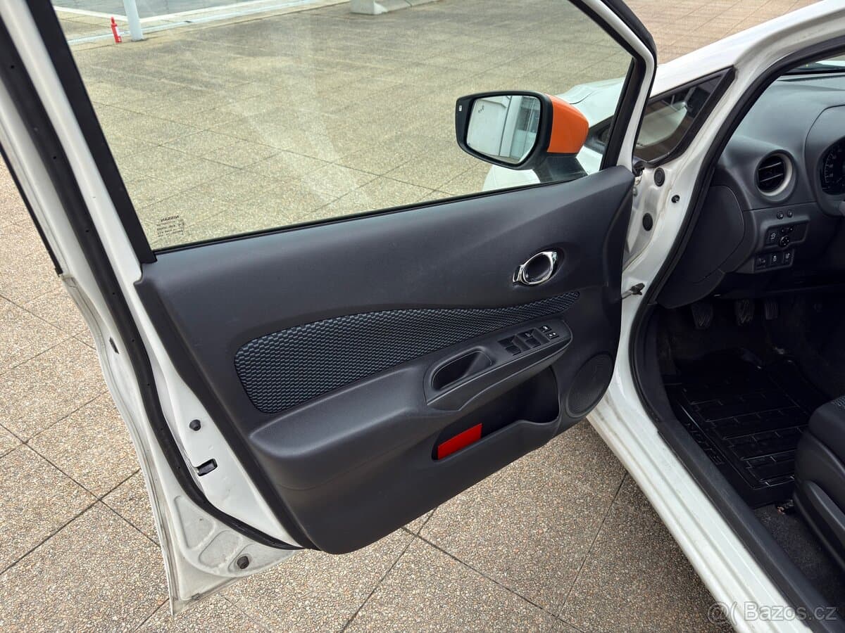 2014 Nissan NOTE - 9