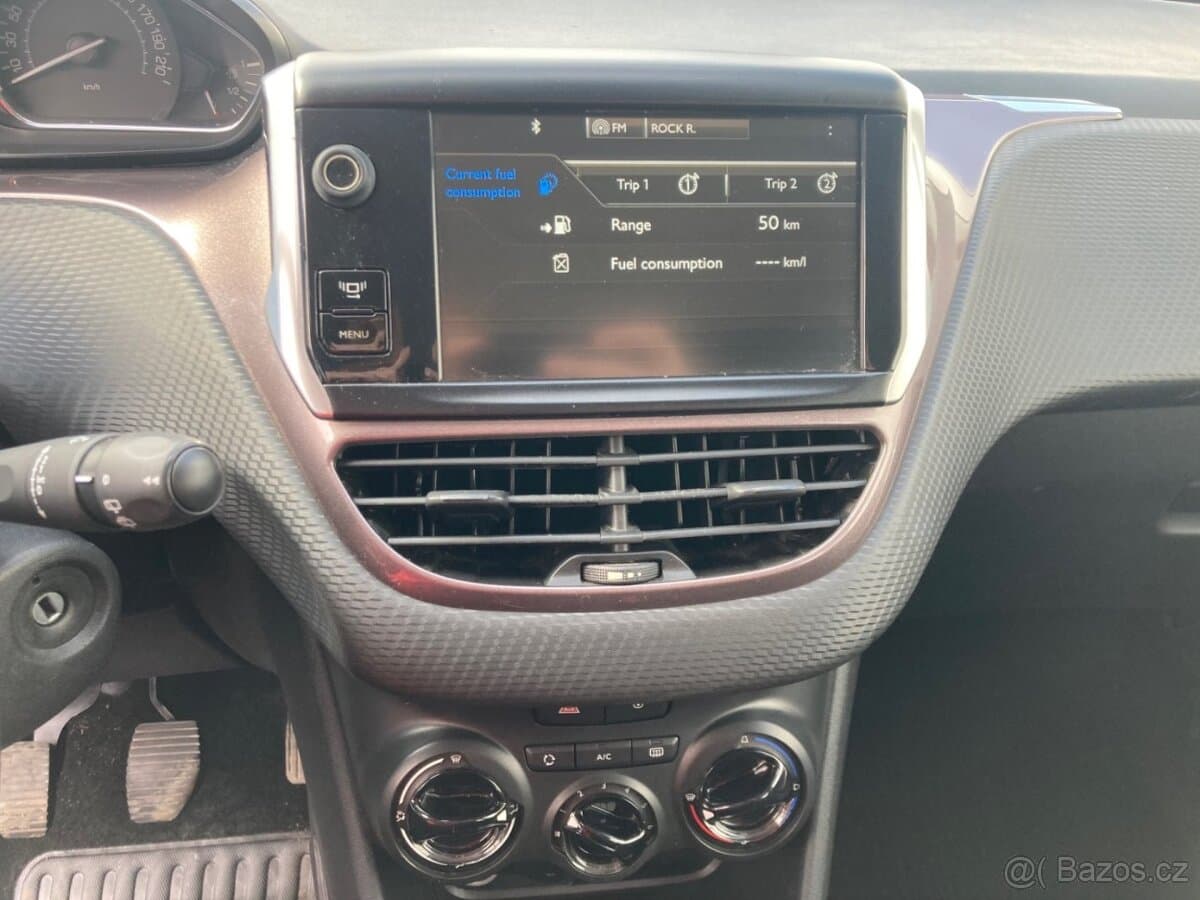 2014 Peugeot 2008 - 9