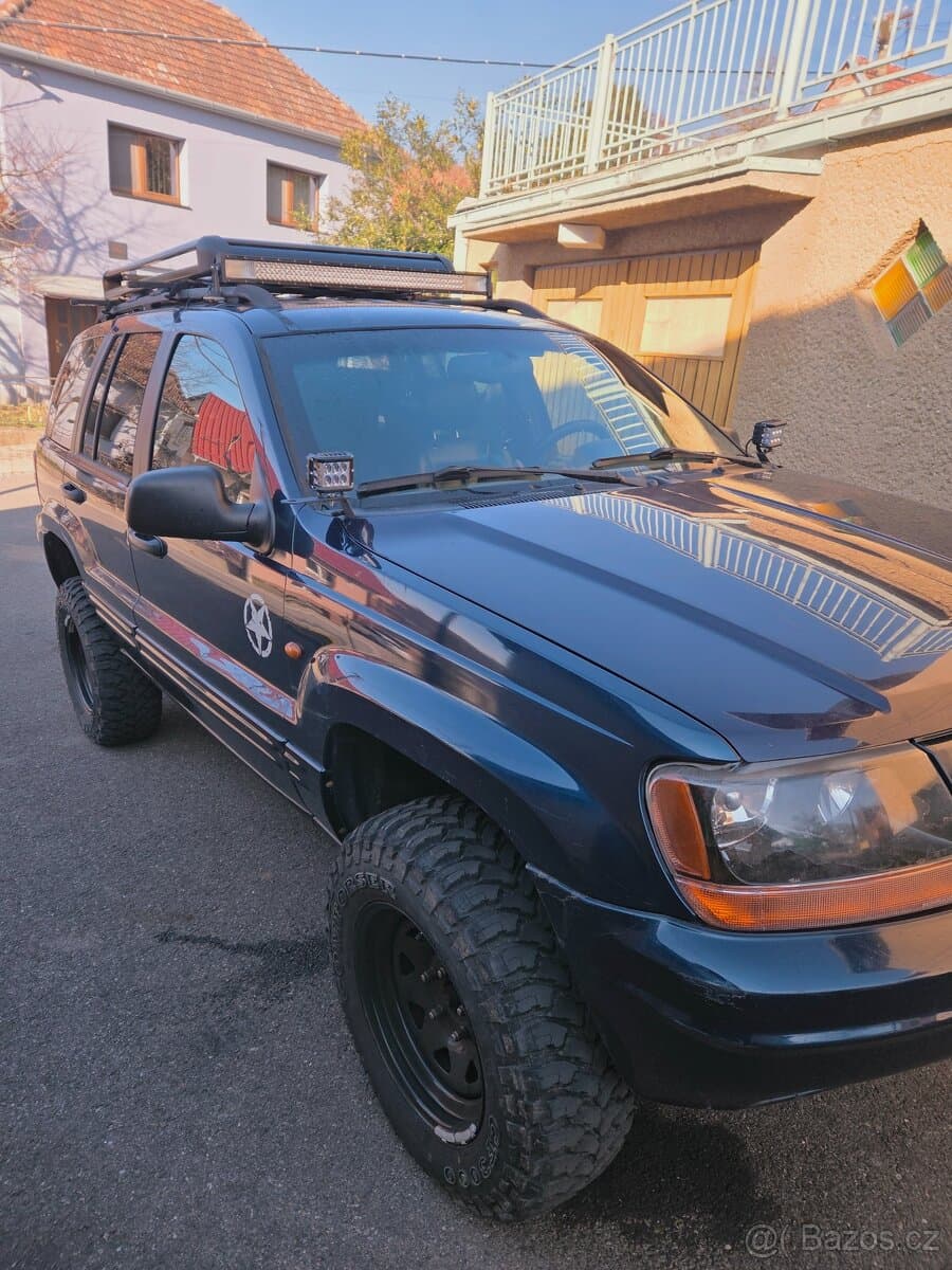 1999 Jeep CHEROKEE - 9