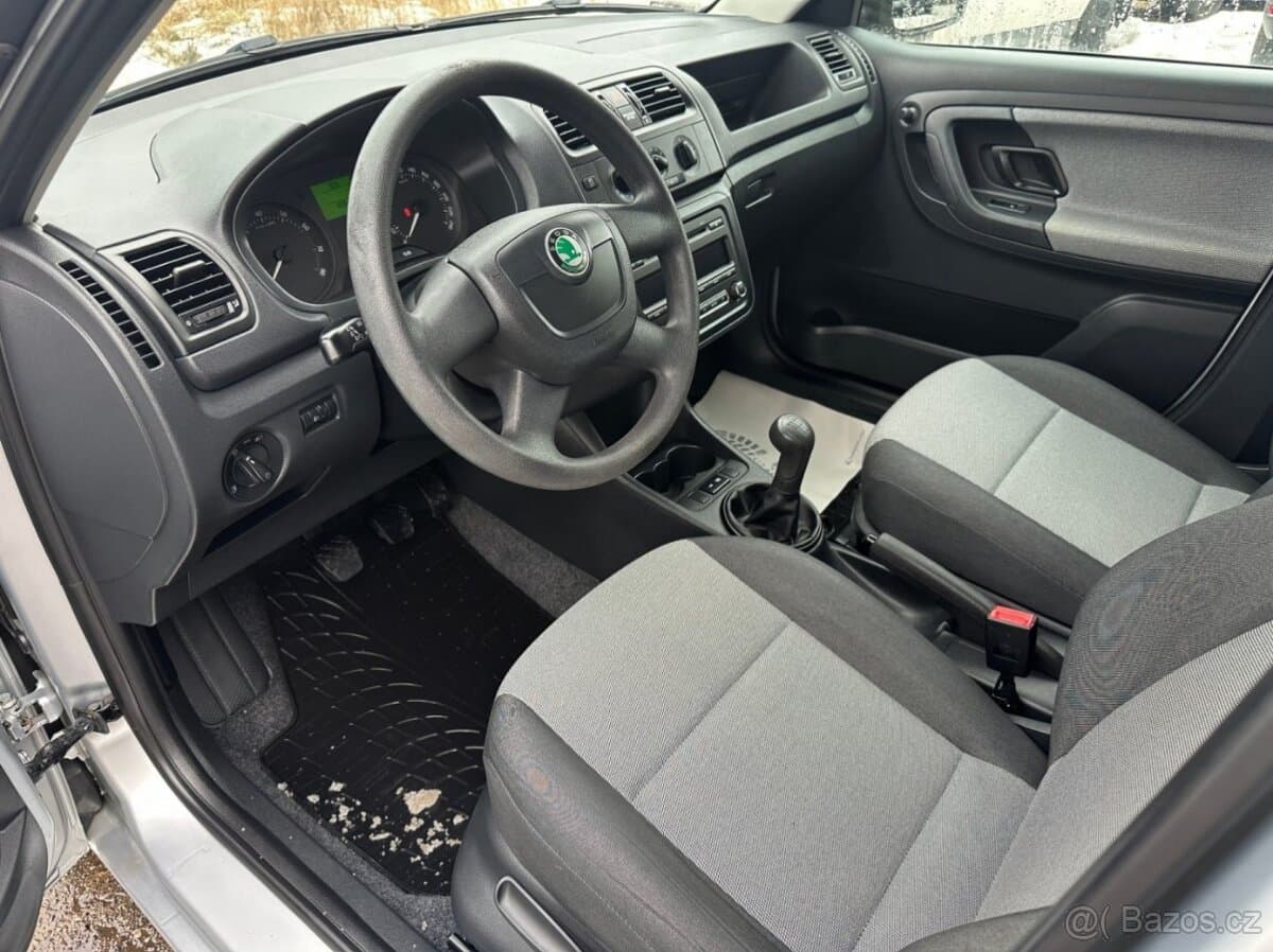 2010 Škoda FABIA - 9