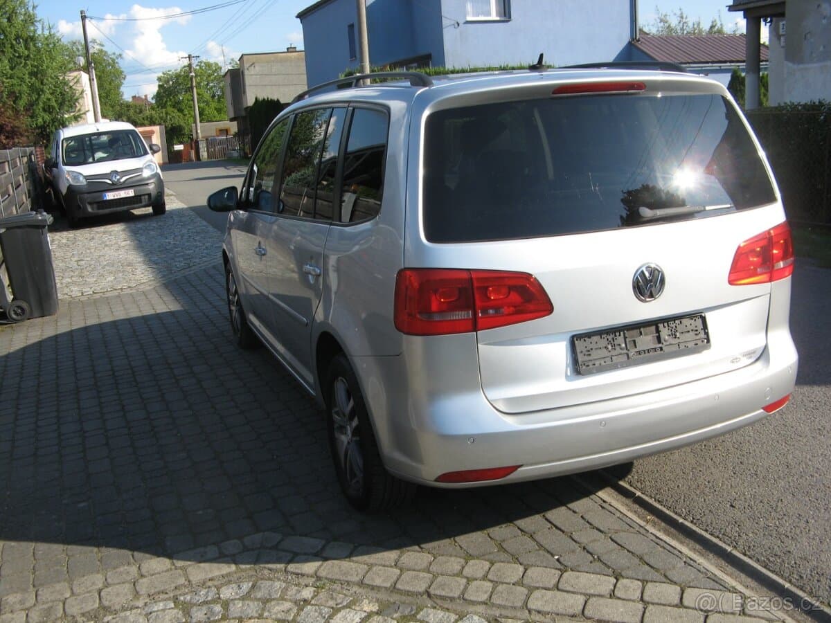 2013 Volkswagen TOURAN - 9