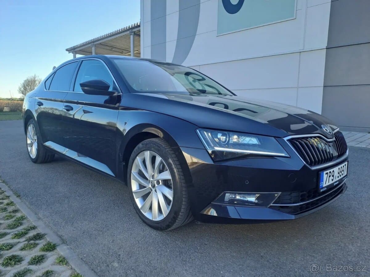 2020 Škoda SUPERB - 9