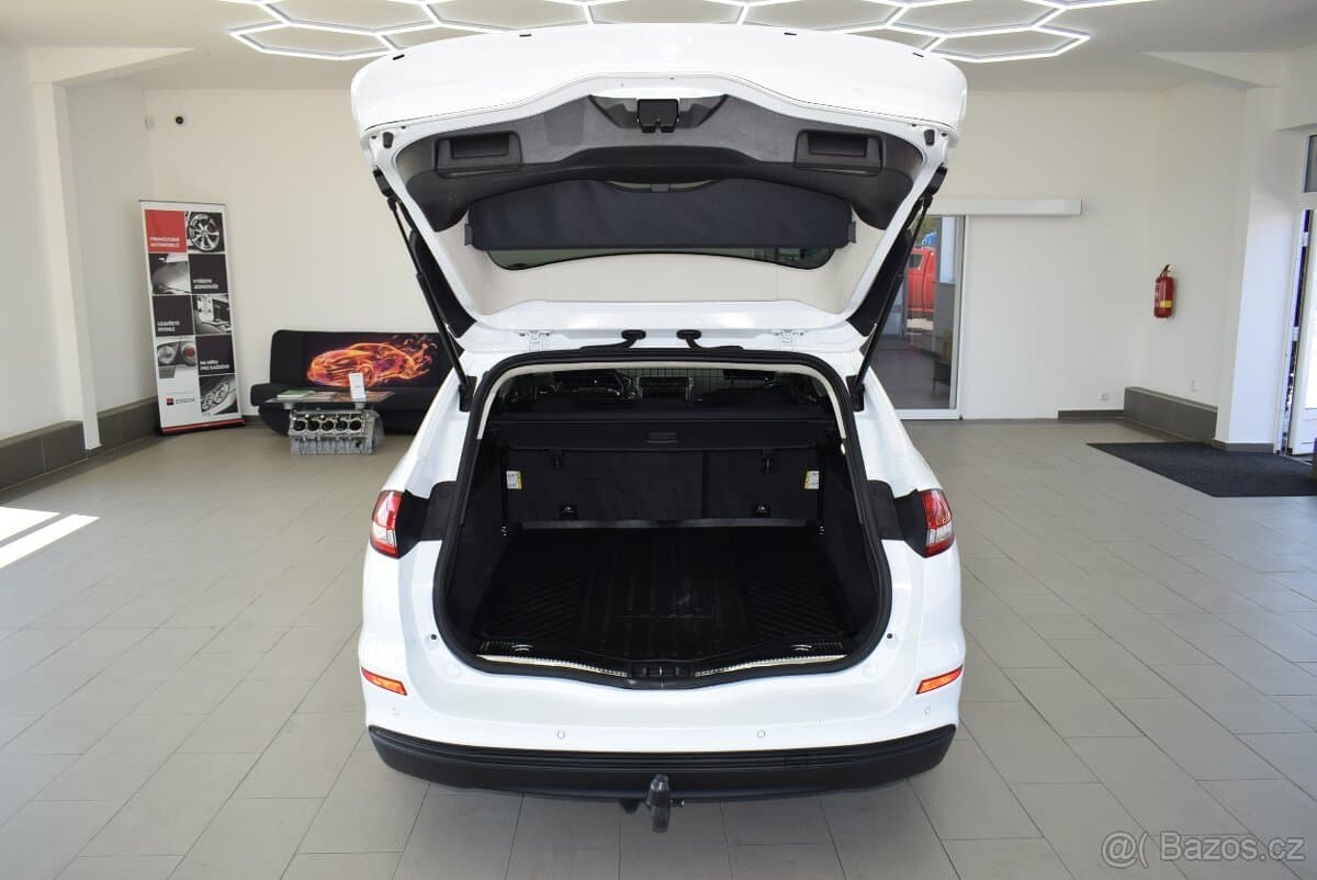 2021 Ford S-MAX - 9