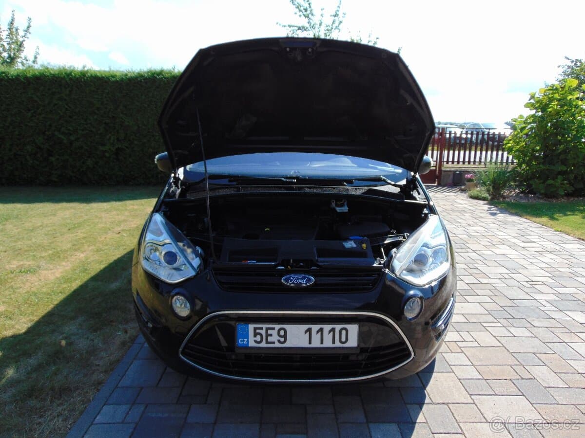 2013 Ford S-MAX - 9