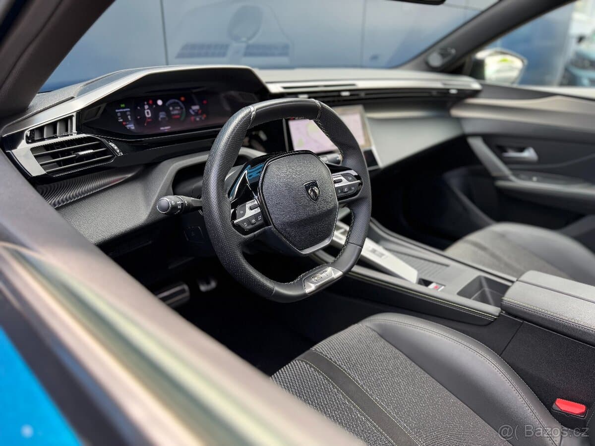 2025 Peugeot 408 - 9