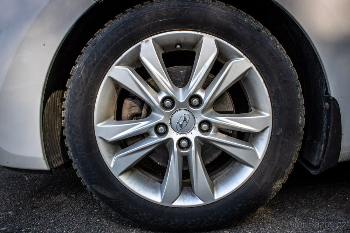 2013 Hyundai i30 - 9