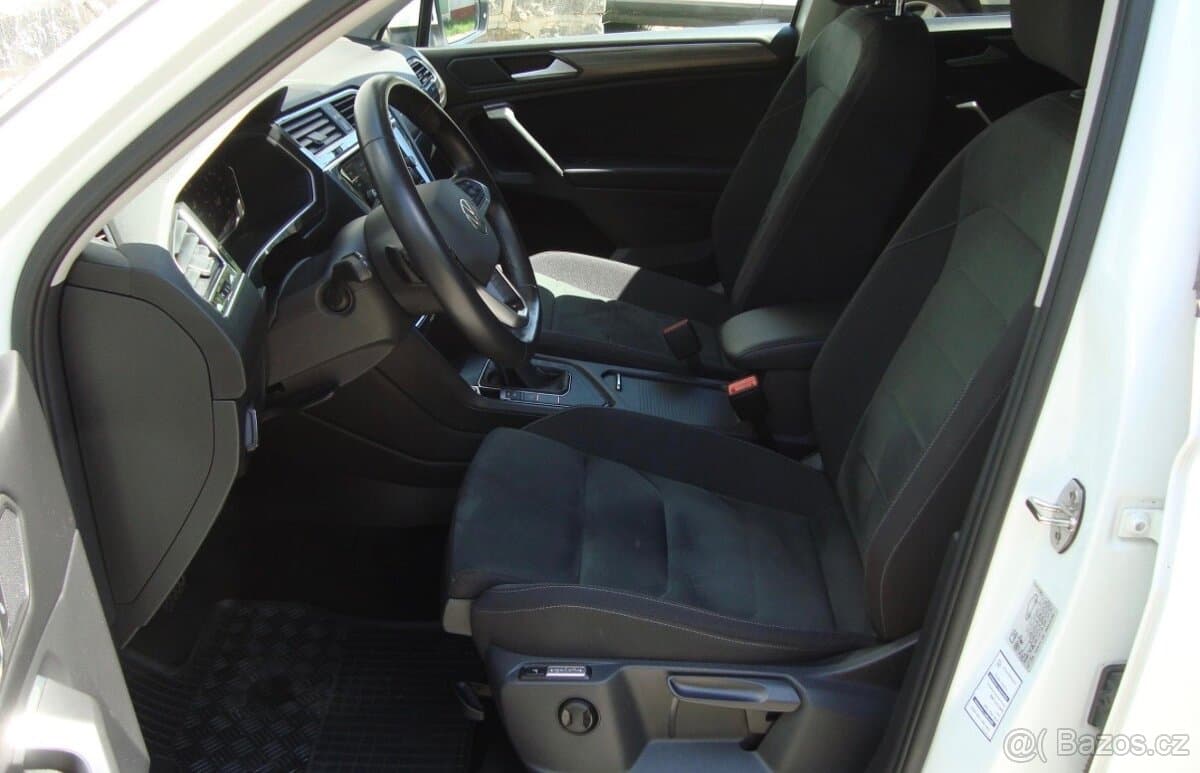 2023 Volkswagen TIGUAN - 9