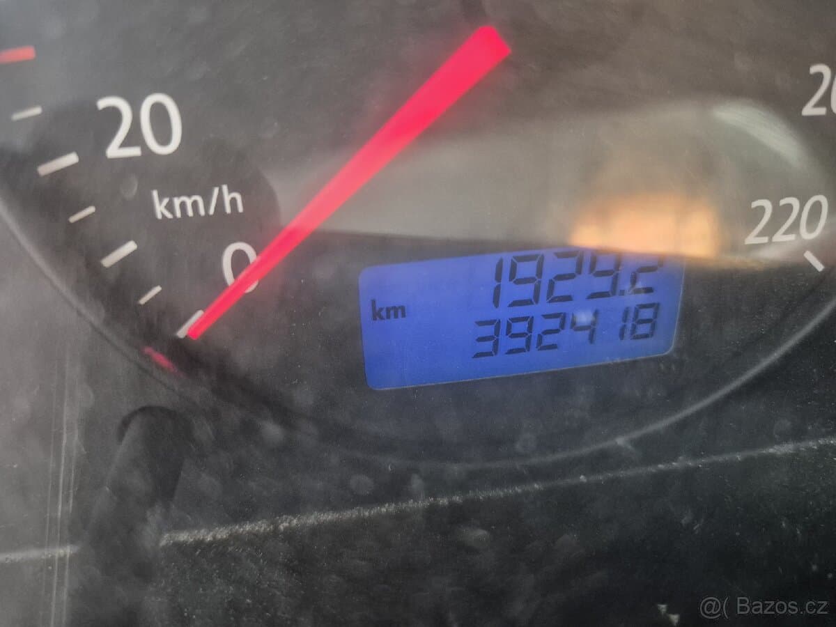 2004 Volkswagen MULTIVAN - 9