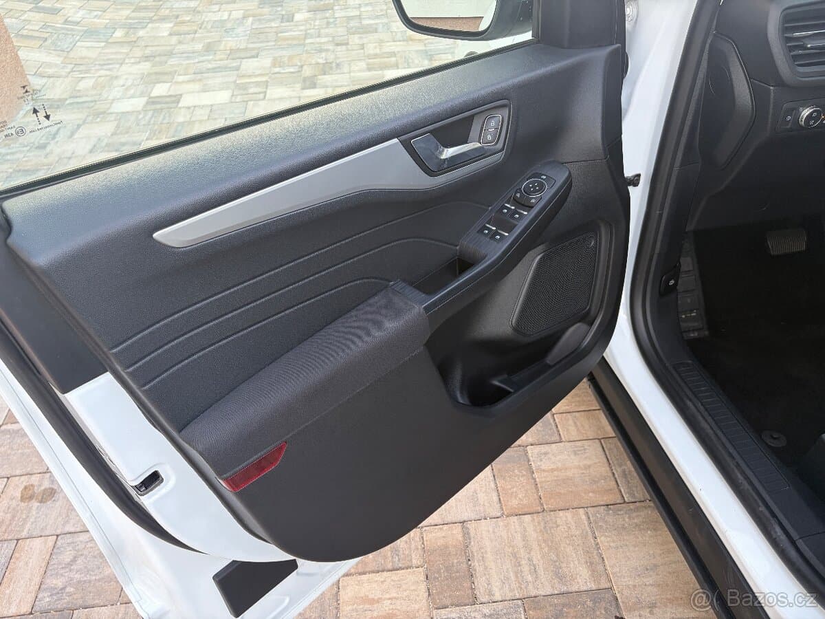 2022 Ford KUGA - 9