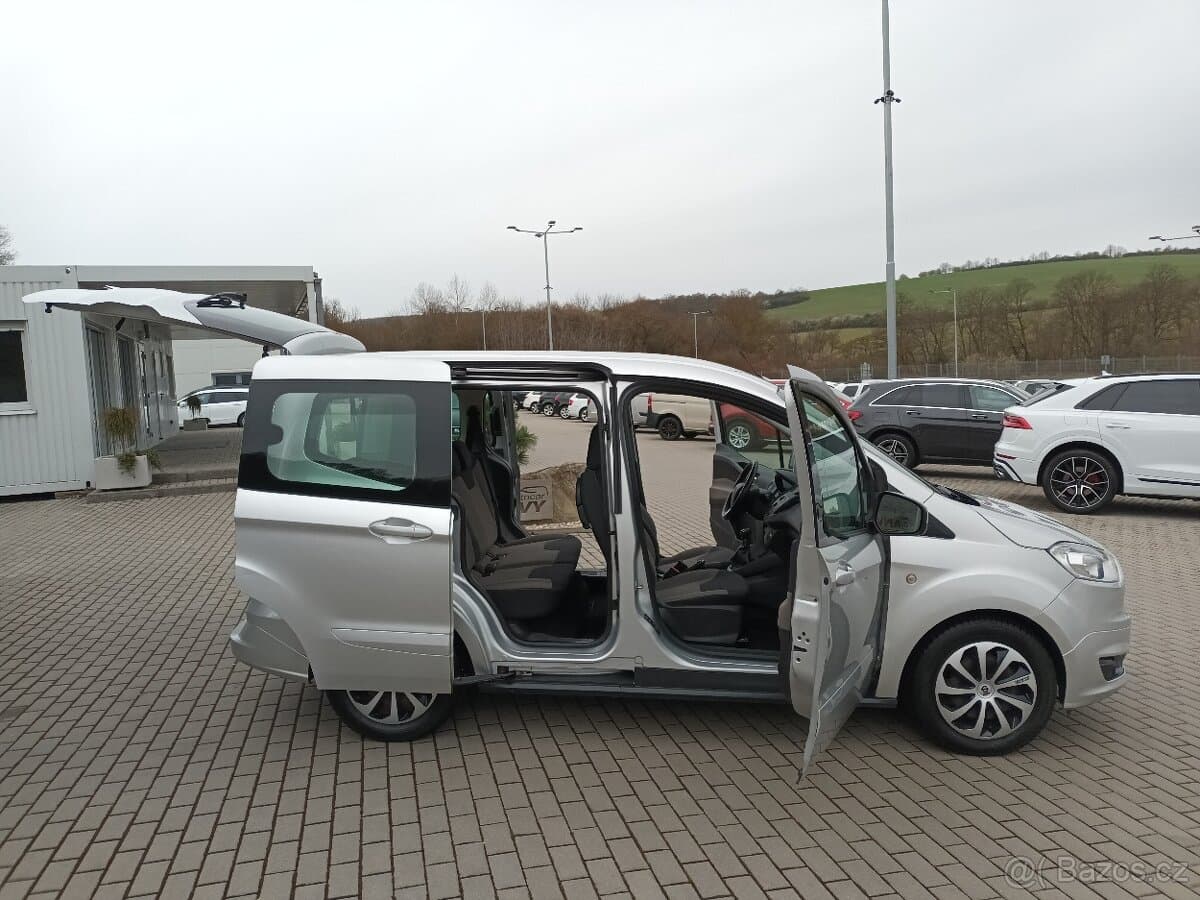 2015 Ford TOURNEO - 9