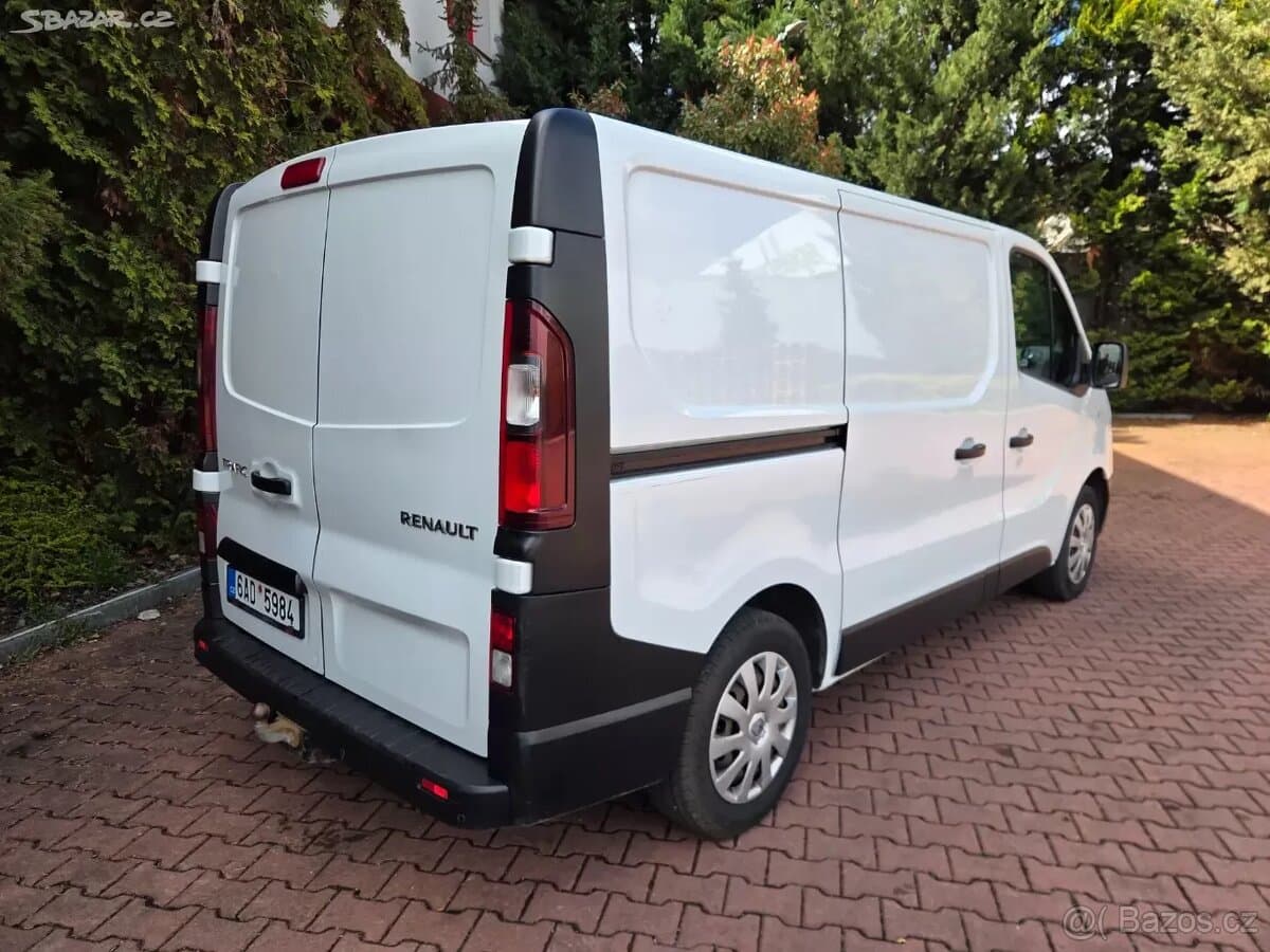 2017 Renault TRAFIC - 9