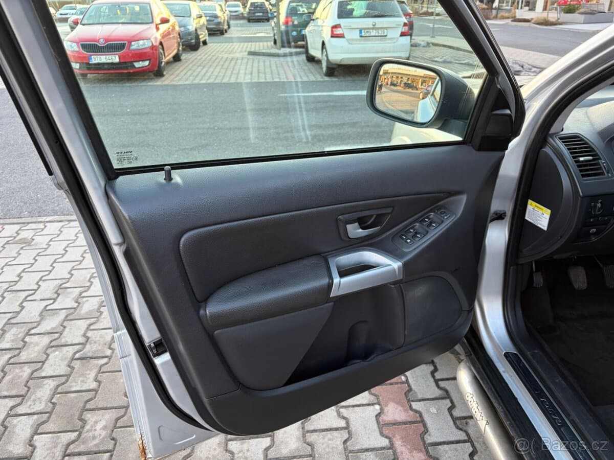 2004 Volvo XC90 - 9