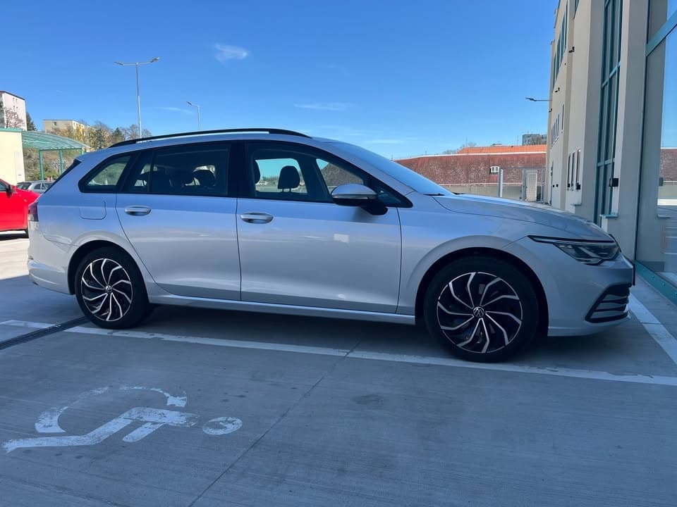 2021 Volkswagen GOLF - 9