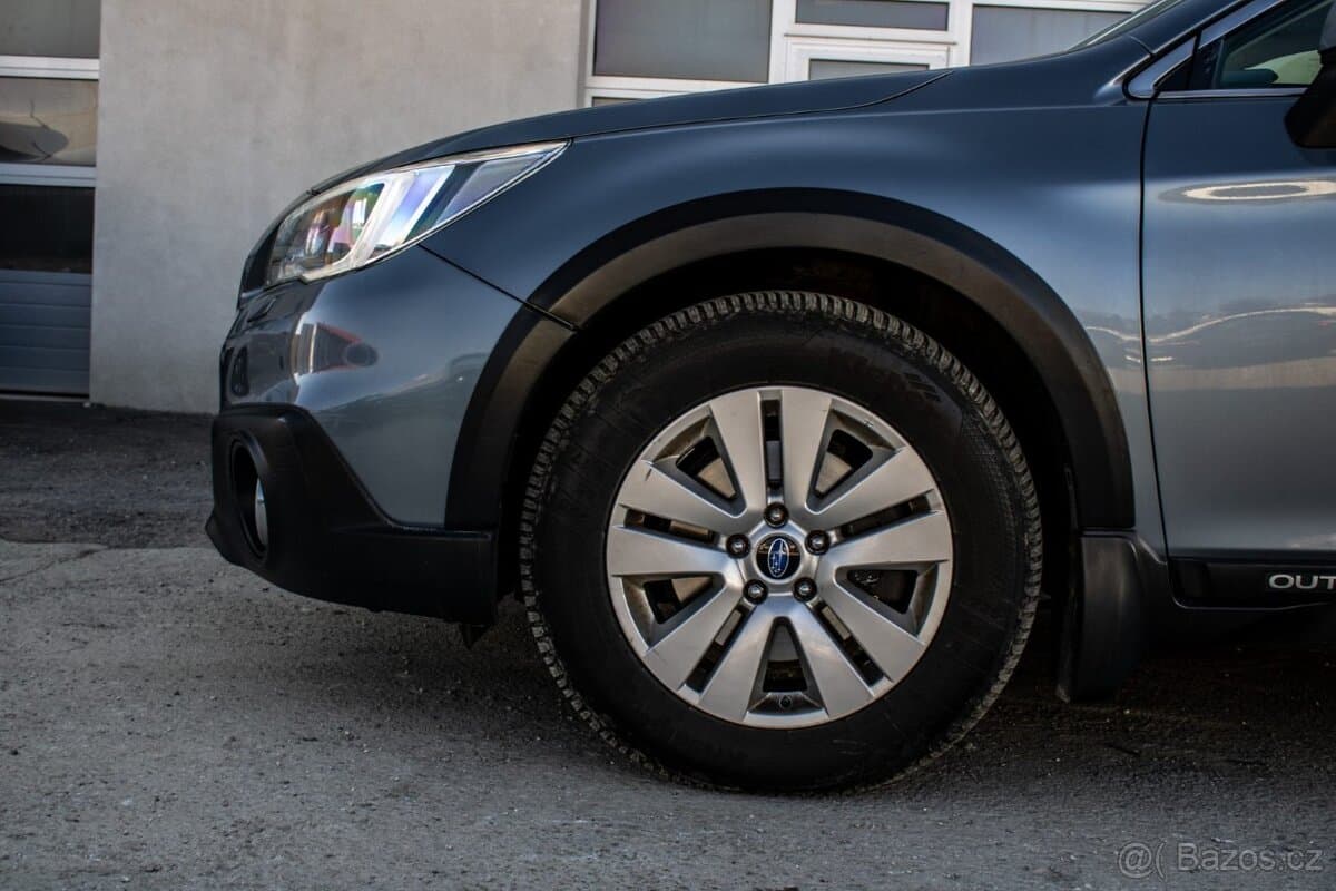 2015 Subaru OUTBACK - 9