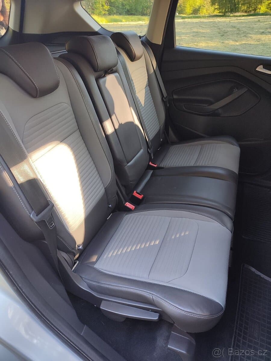 2017 Ford KUGA - 9