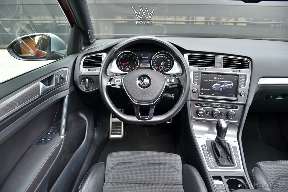 2015 Volkswagen GOLF - 9