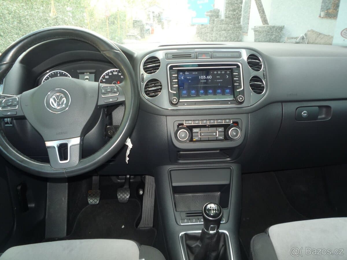 2013 Volkswagen TIGUAN - 9