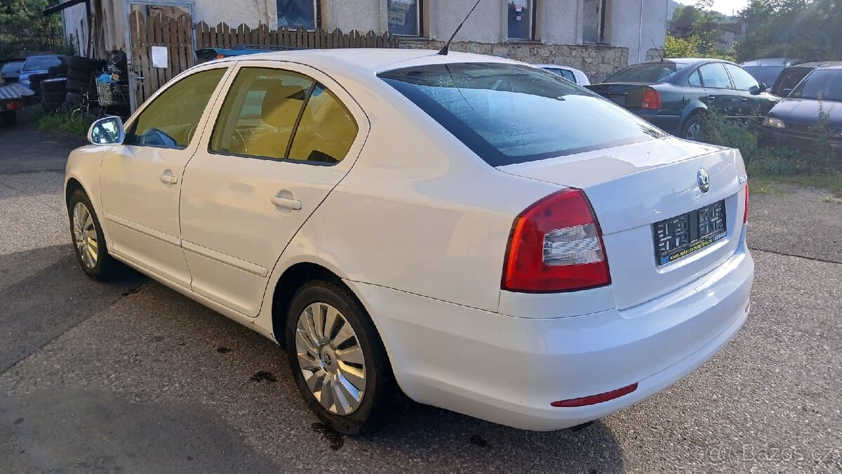 Škoda OCTAVIA - 9