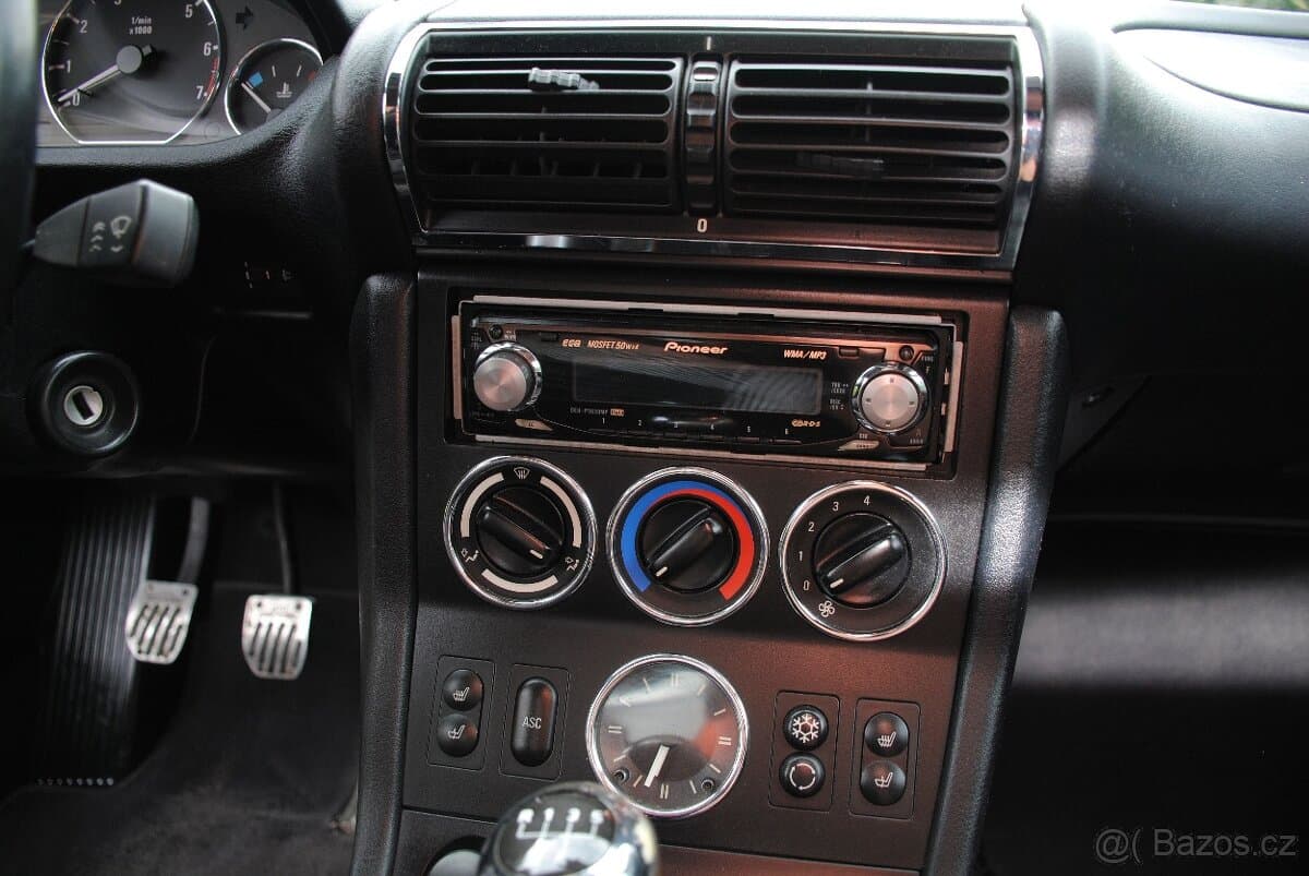 2001 BMW Z3 - 9