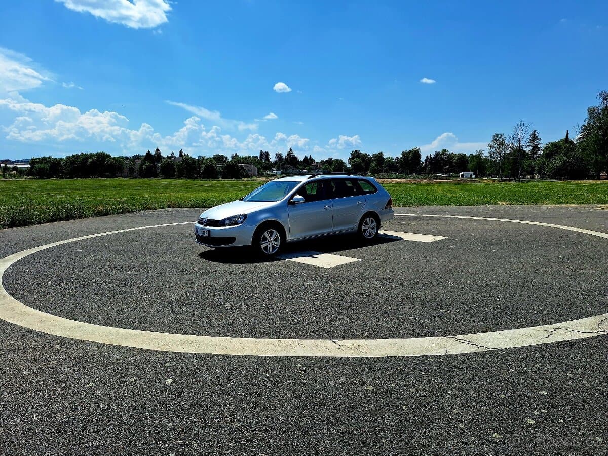 2012 Volkswagen GOLF - 9