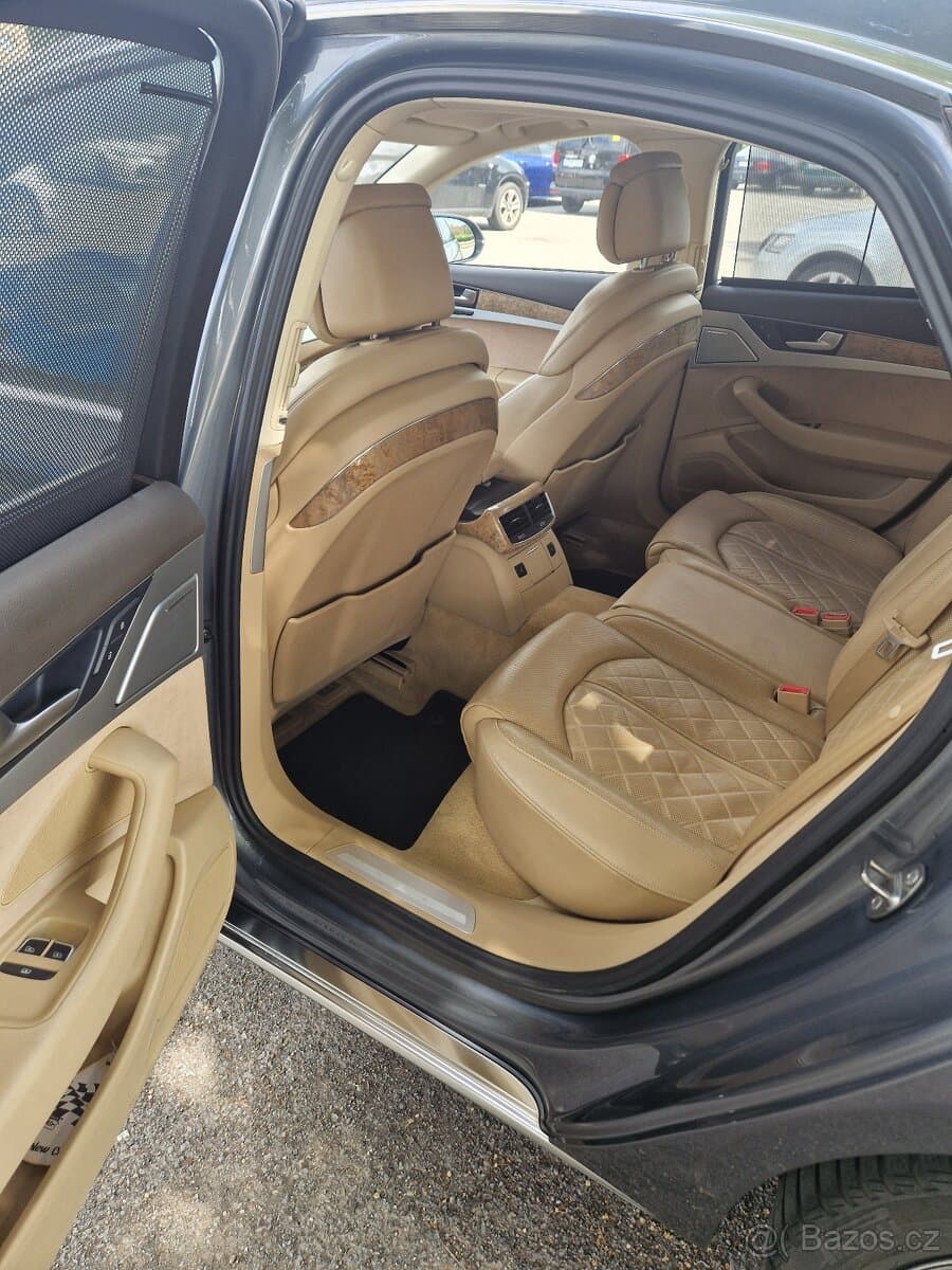 2014 Audi A8 - 9