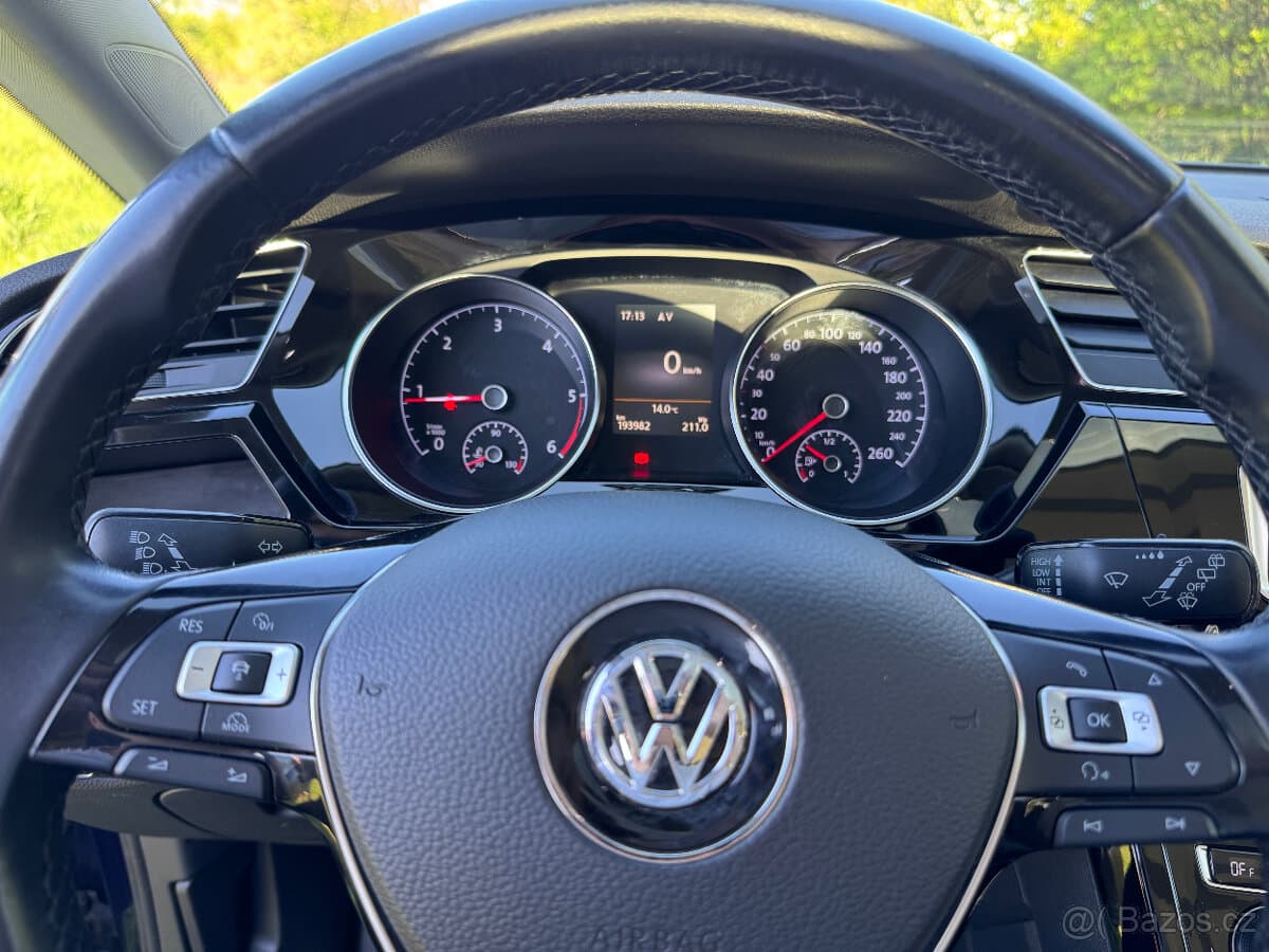 2016 Volkswagen TOURAN - 9