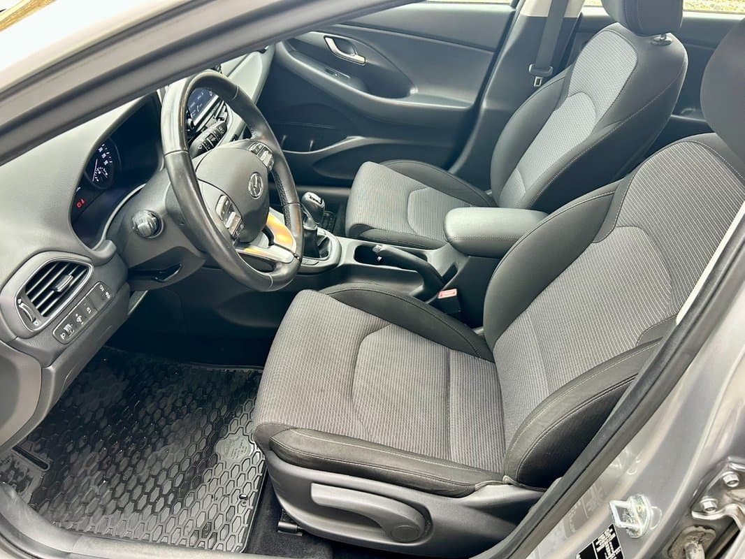 2022 Hyundai i30 - 9