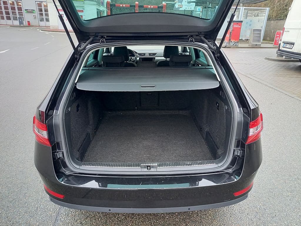 2021 Škoda SUPERB - 9