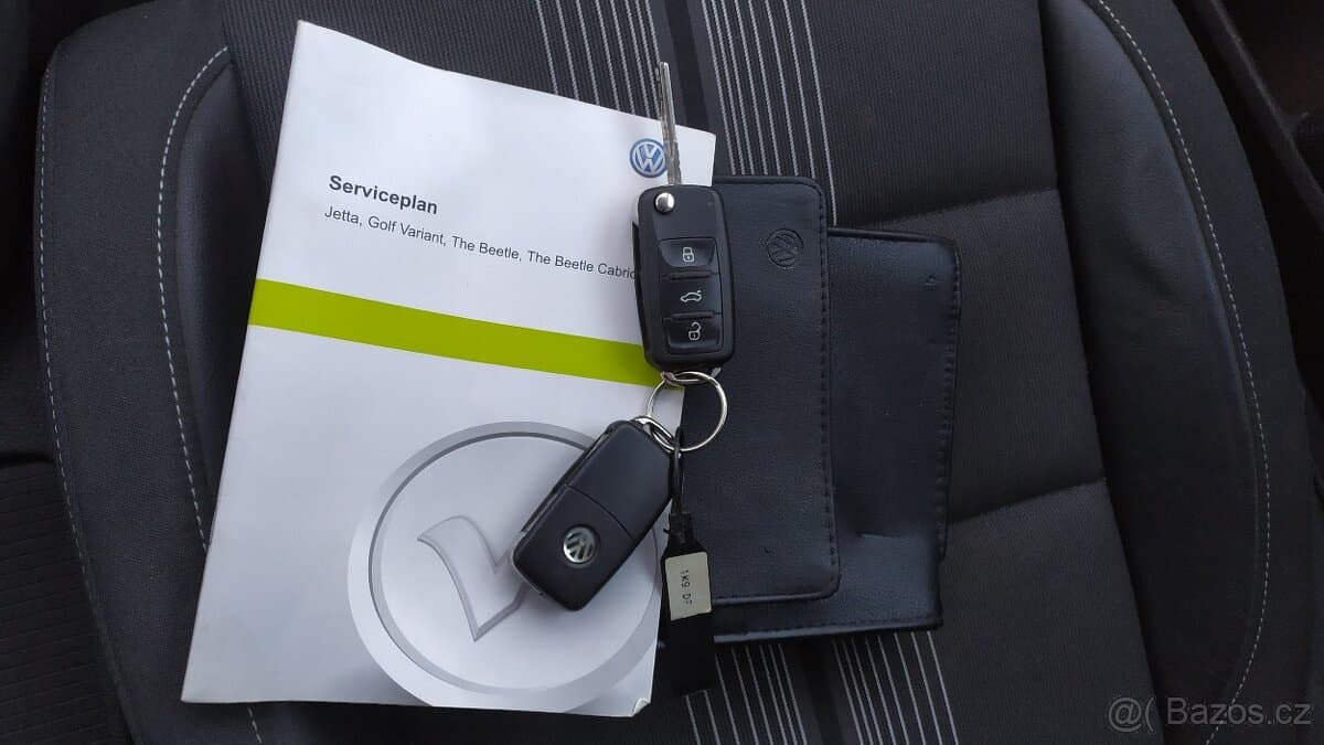 2013 Volkswagen GOLF - 9