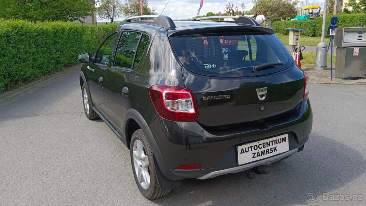 2015 Dacia SANDERO - 9